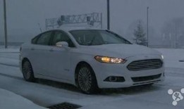 无人驾驶汽车爆料视频,无人驾驶汽车首次曝光，颠覆传统驾驶体验