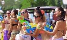 巴西泼水爆料视频大全,揭秘泼水爆料视频大全